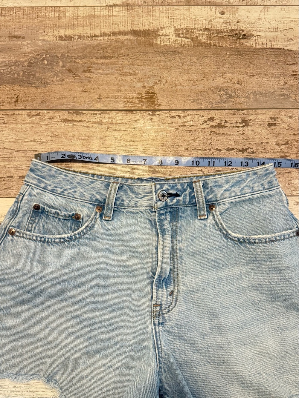 Abercrombie curve love the loose shorts - Picture 2 of 3